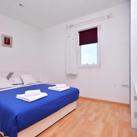 Apartman Vanda Lägenhet Podstrana Exteriör bild